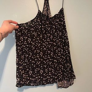 Never worn, super flattering plus size top!